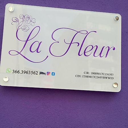 La Fleur Hotel Сиракуза Екстериор снимка