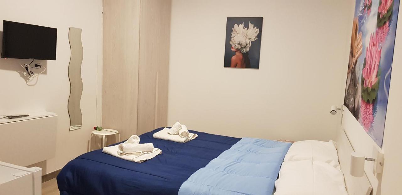 La Fleur Hotel Сиракуза Стая снимка