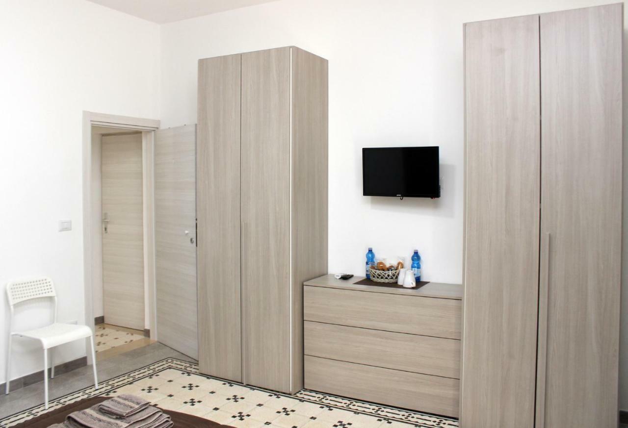 La Fleur Hotel Сиракуза Екстериор снимка